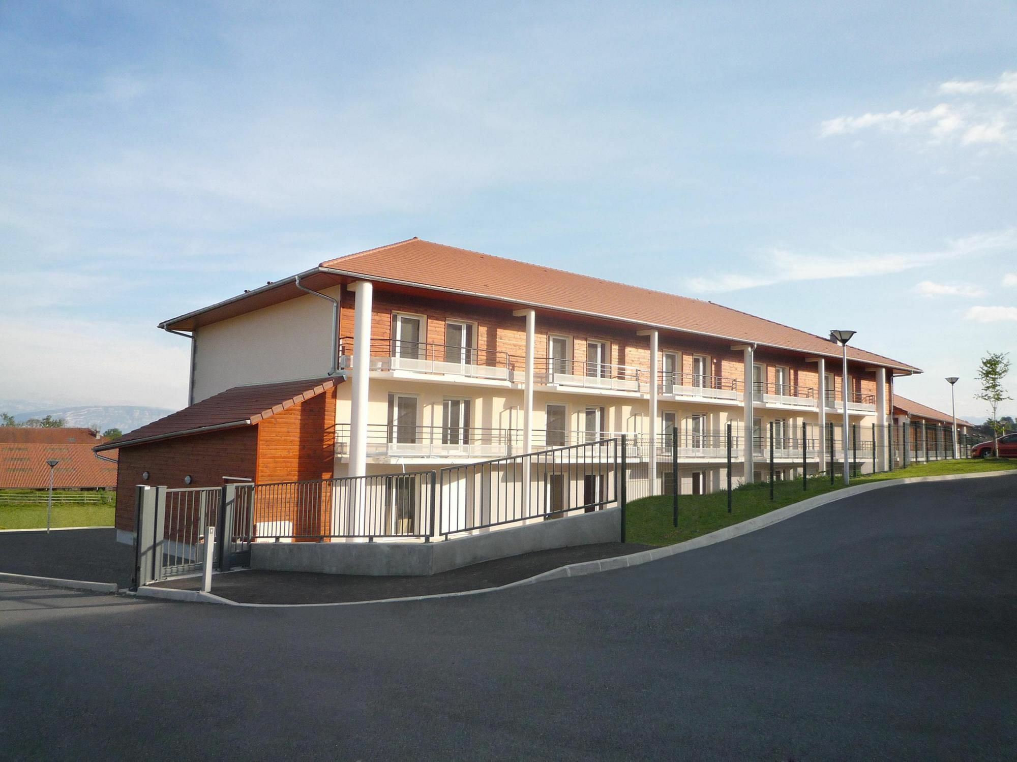 Sejours & Affaires Geneve Gex Les Rives Du Leman Aparthotel Eksteriør bilde
