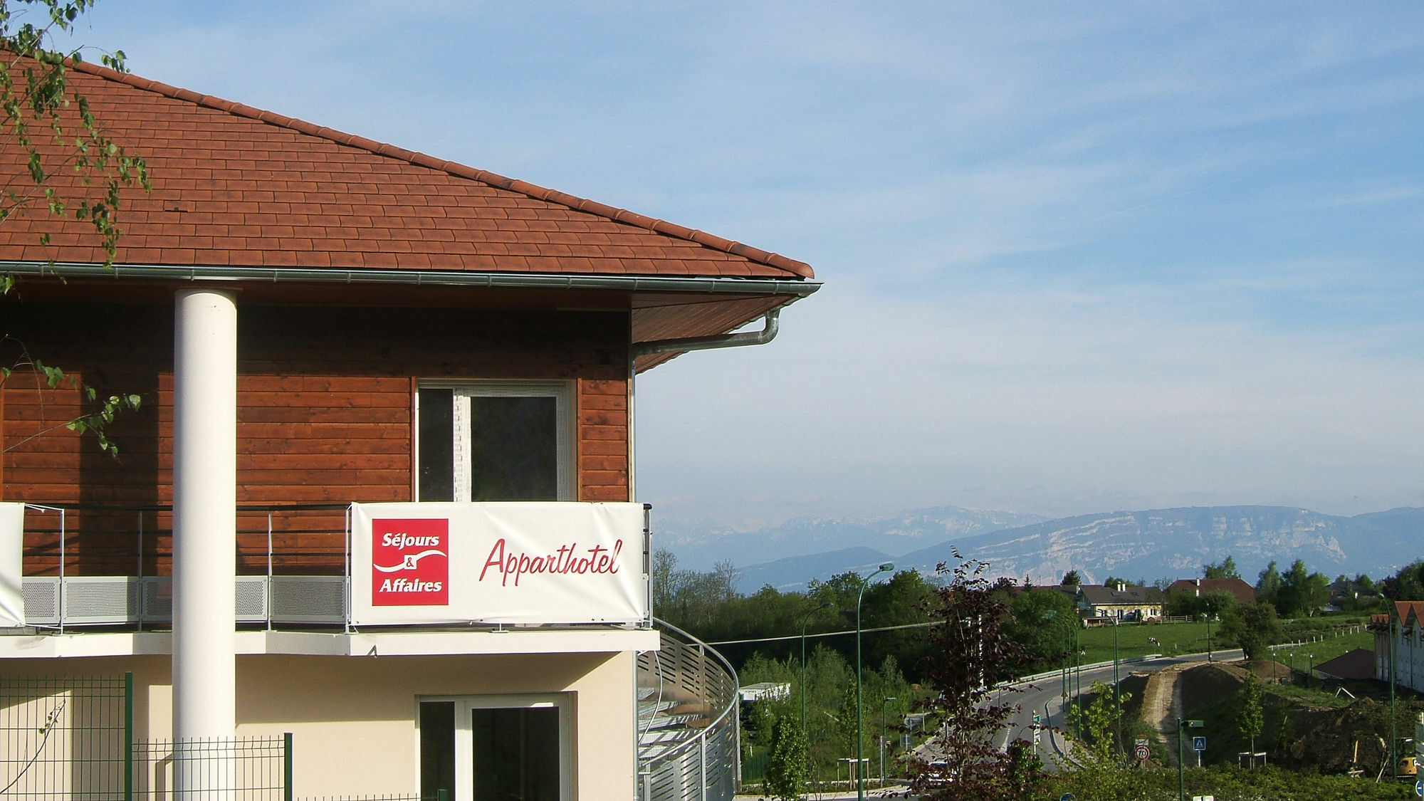 Sejours & Affaires Geneve Gex Les Rives Du Leman Aparthotel Eksteriør bilde